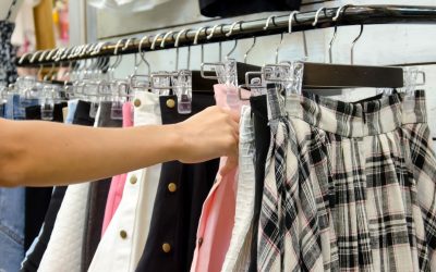 Faites-vous racketter par votre friperie ? Le business caché du vintage